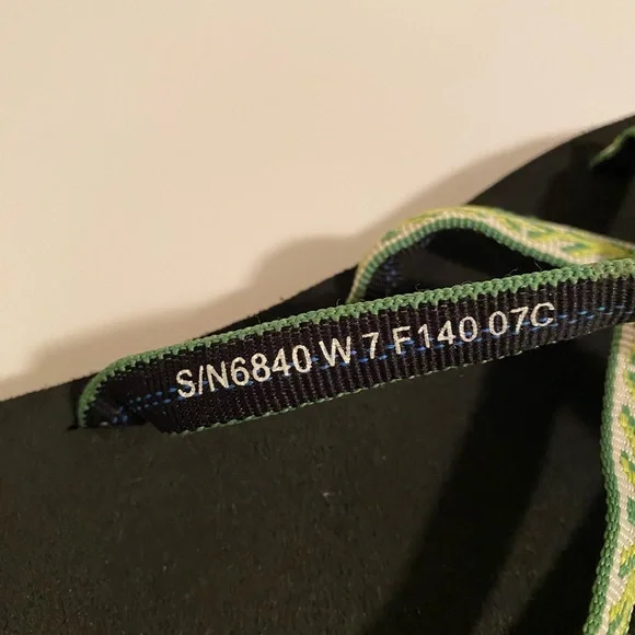 Teva Mush Olowahu Strappy Flip Flops in Tyena Lime Green Size 7 women NWOT - Picture 8 of 11